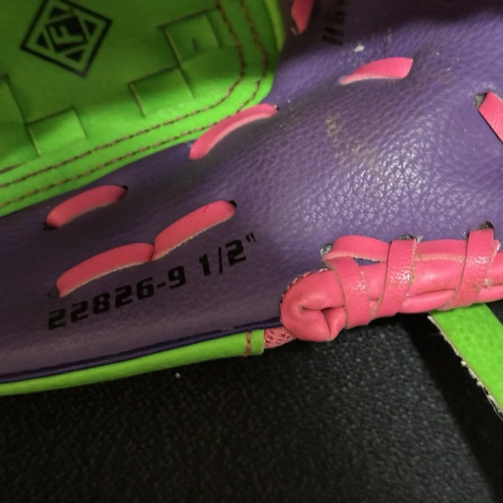 Franklin Mesh Tek Baseball Glove Girls Youth Size‎ 9.5